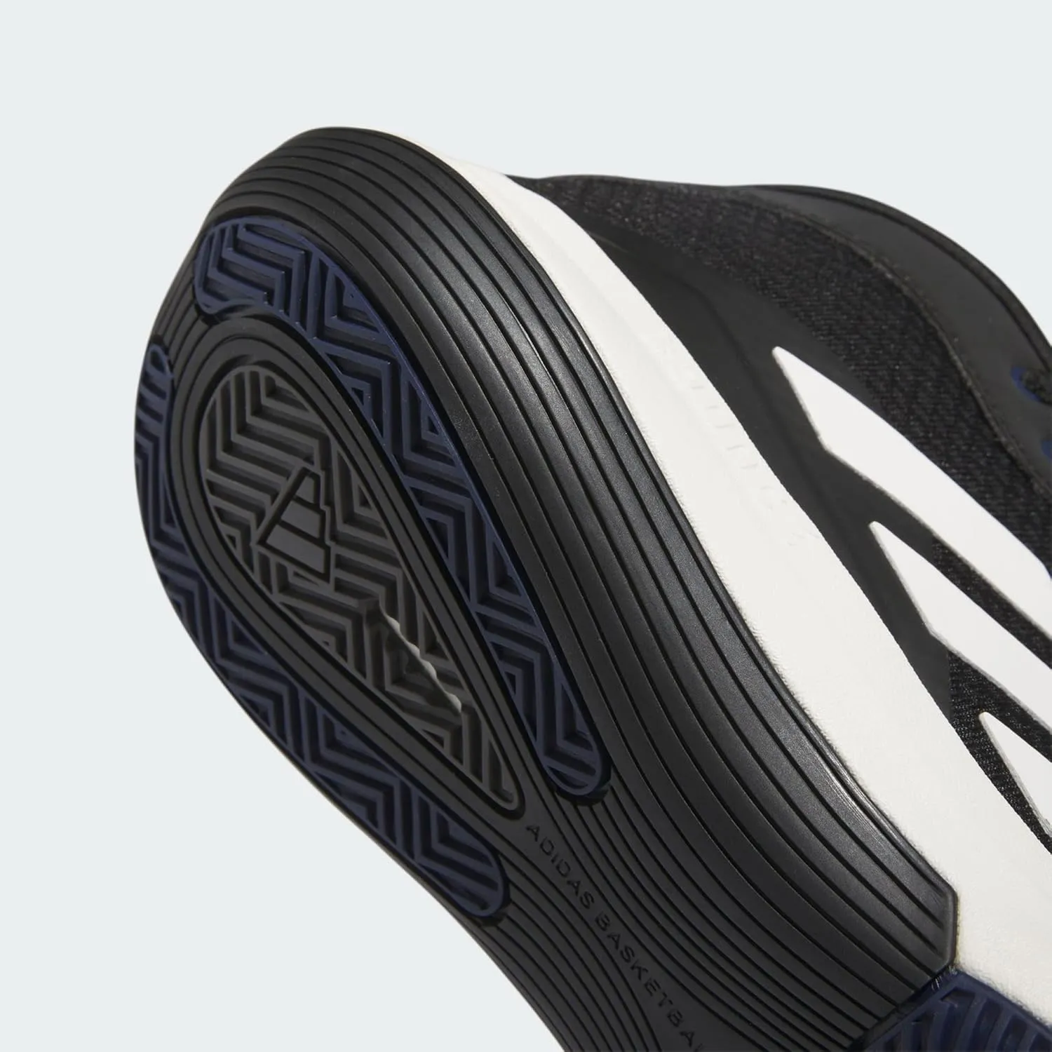 adidas Men's Sneaker