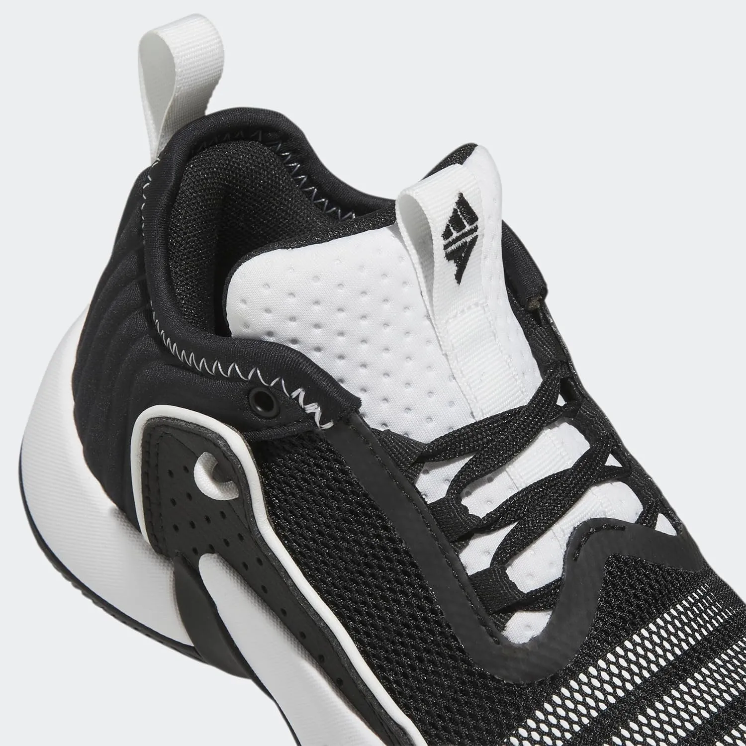 adidas Unisex-Child Trae Unlimited Basketball Shoes