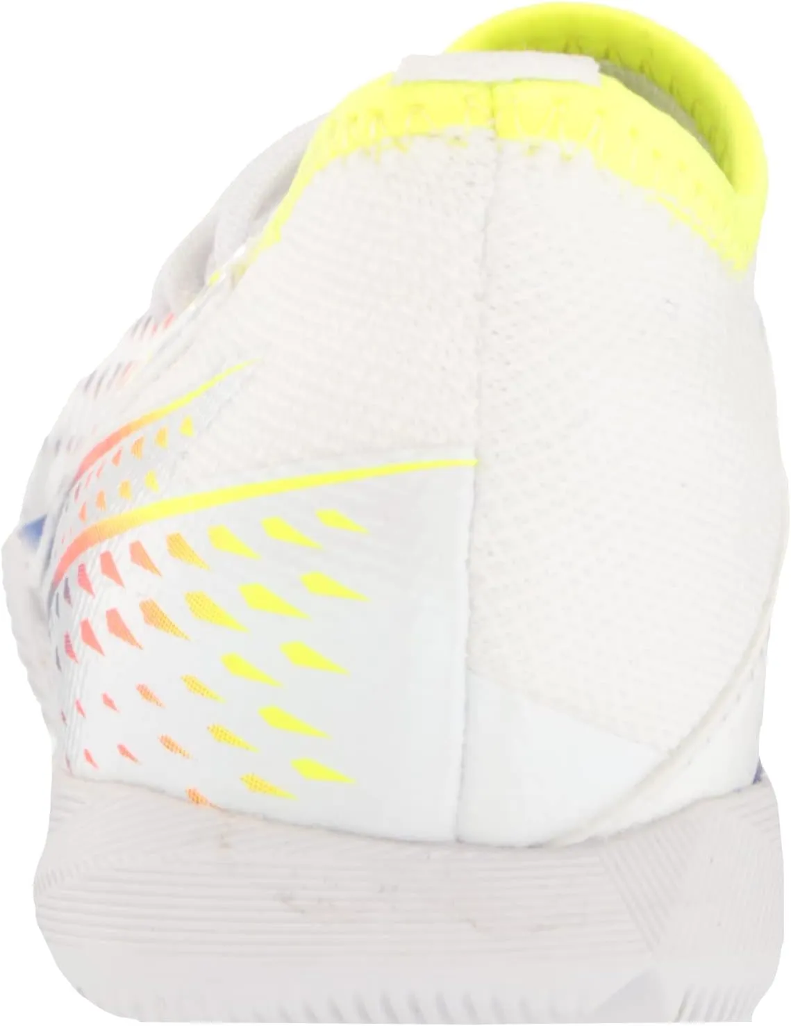 adidas Unisex Predator Edge.3 Indoor Soccer Shoe - Kids Soccer Cleat