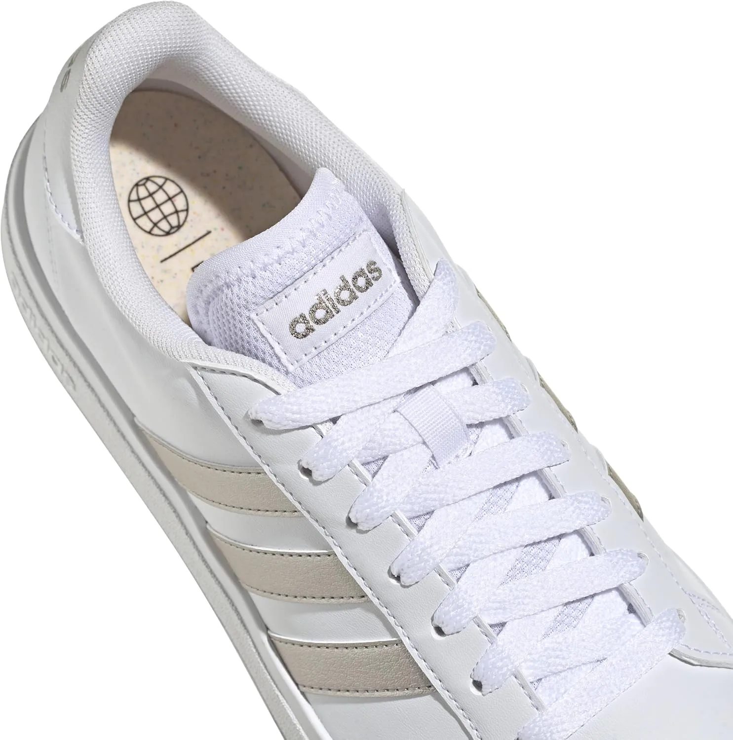 adidas Women's Low-top Sneaker