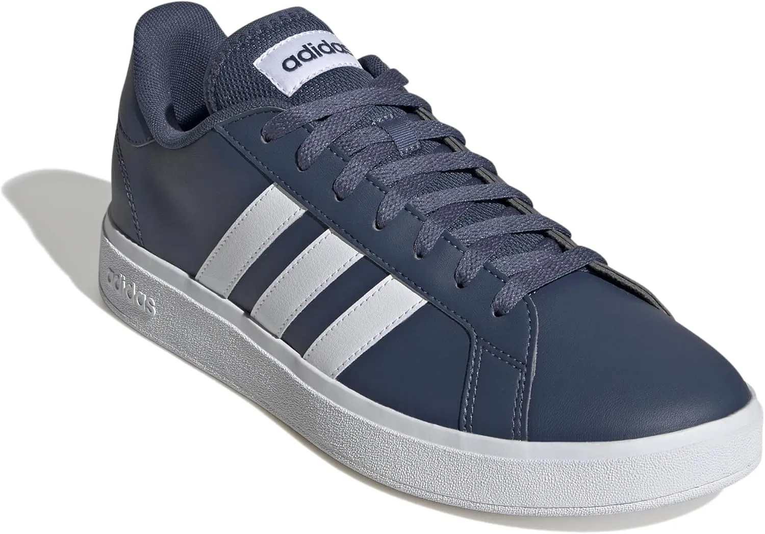 adidas Women's Low-top Sneaker