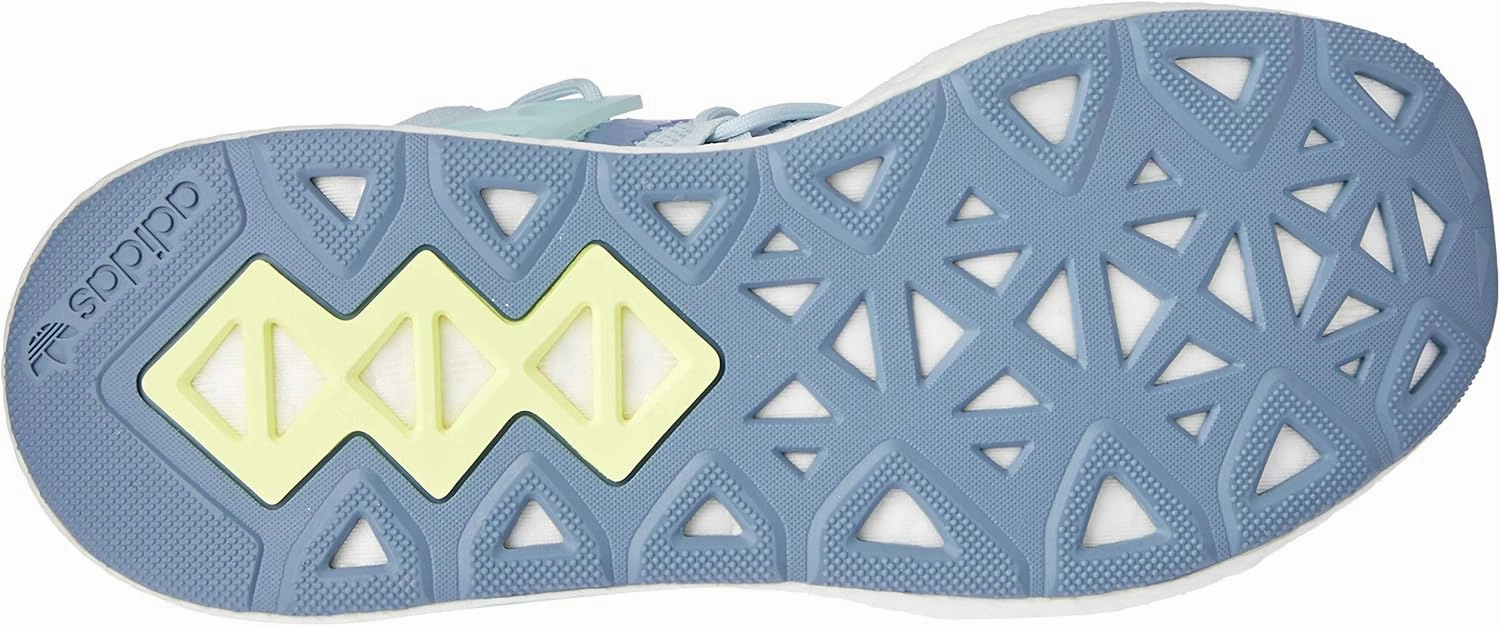adidas Originals Women's Arkyn Track and Field Shoes, 7.5 us