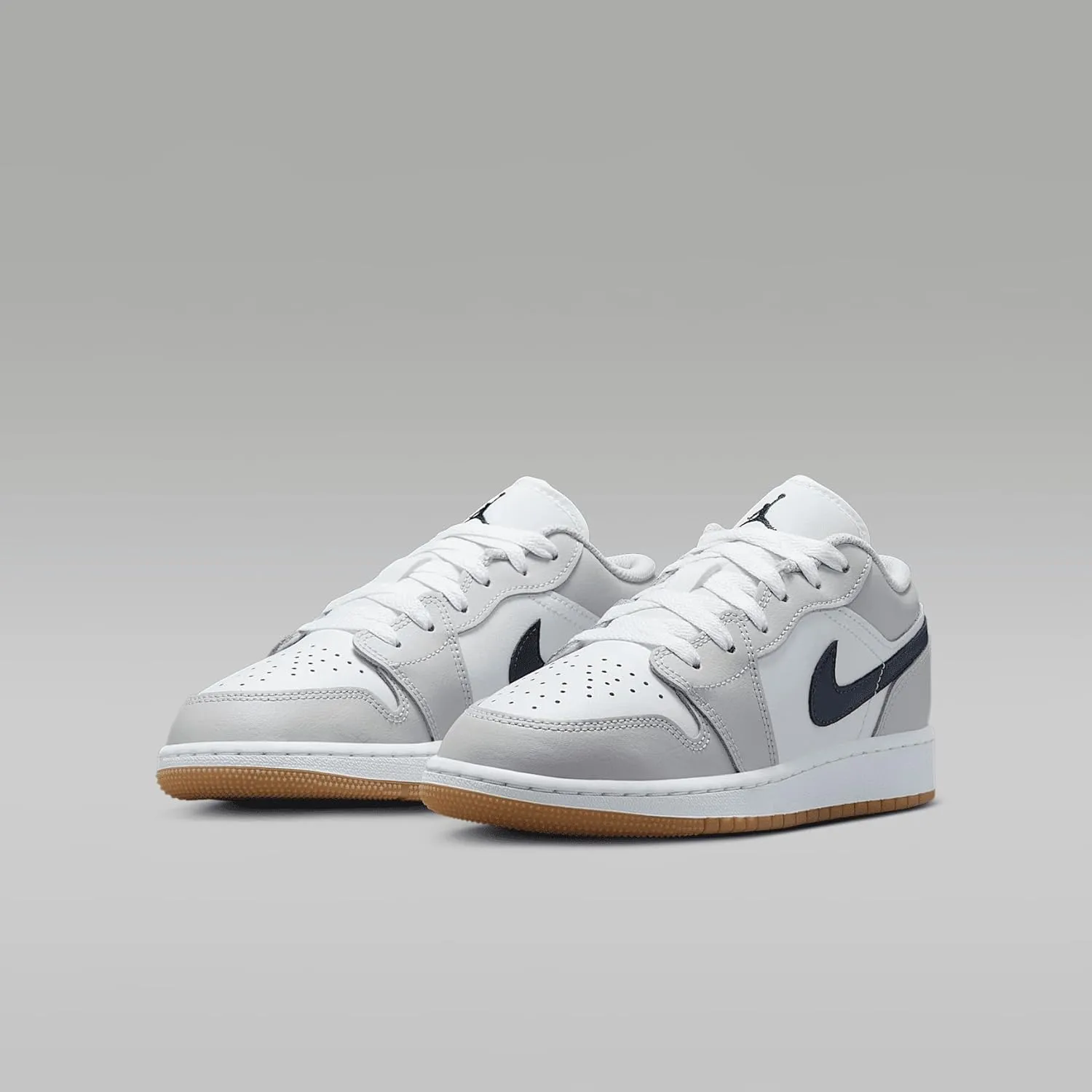 Air Jordan 1 Low Big Kids' Shoes (553560-146, White/Neutral Grey/Gum Medium Brown/Midnight Navy)