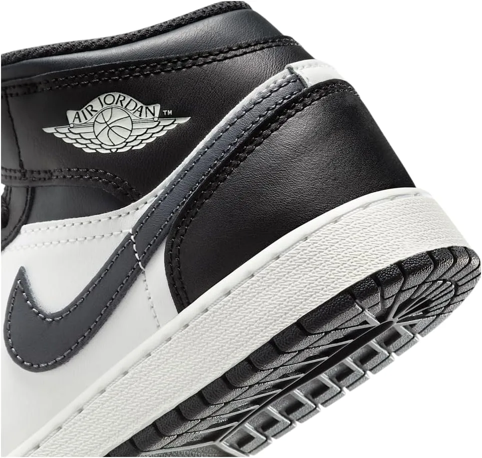 Air Jordan 1 Mid Big Kids' Shoes