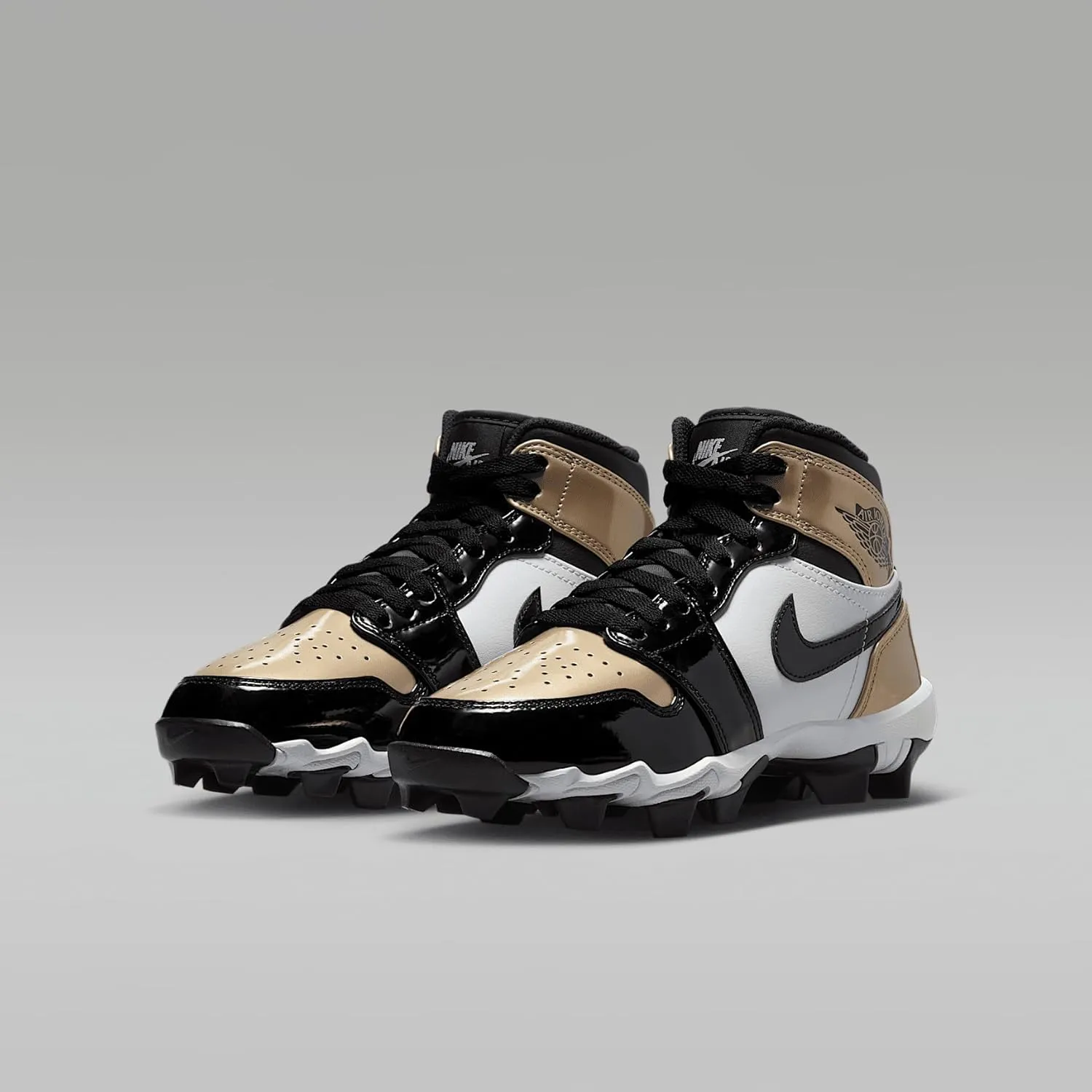 Jordan 1 Mid Little/Big Kids' Cleats (HF6883-701, Metallic Gold/White/Black)
