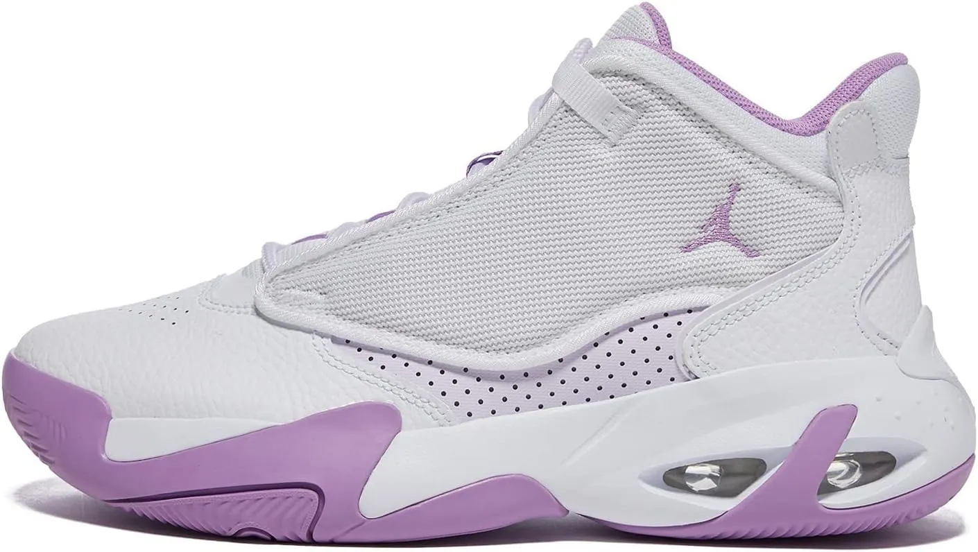 Jordan Boy's Max Aura 4 (Big Kid)