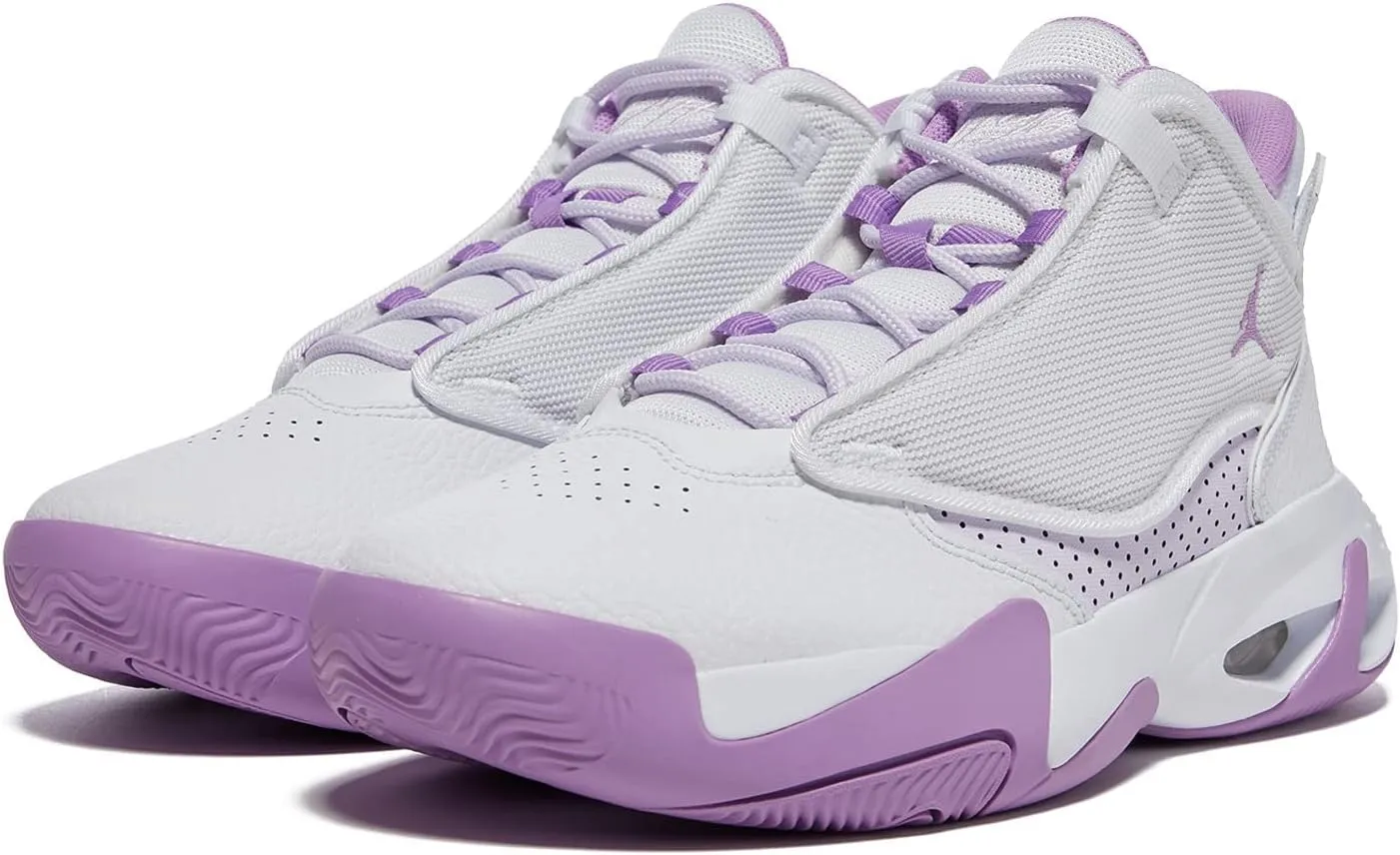 Jordan Boy's Max Aura 4 (Big Kid)