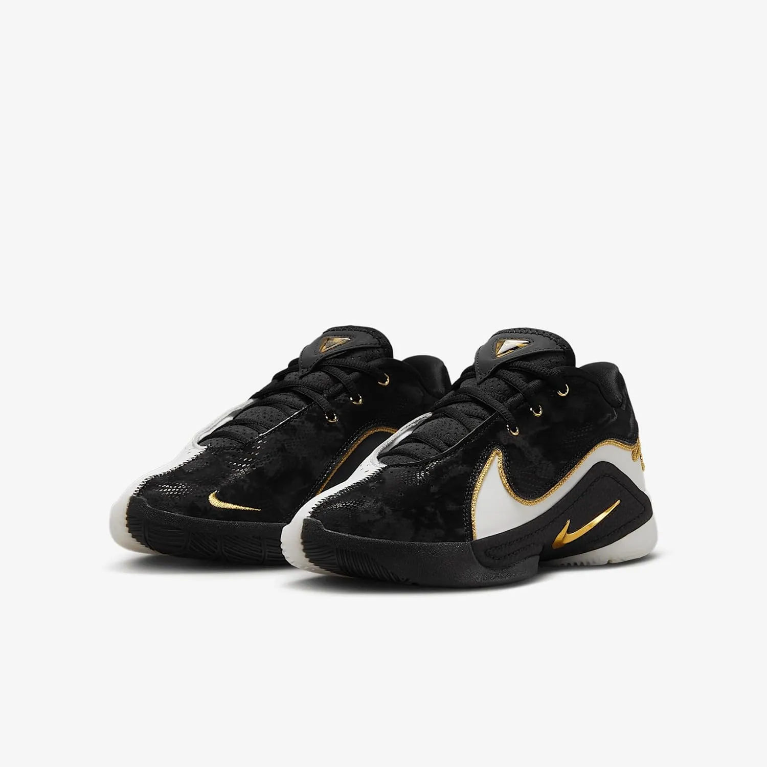 Lebron XXII Split Big Kids' Basketball Shoes (HV8616-100, White/Metallic Gold/Black)
