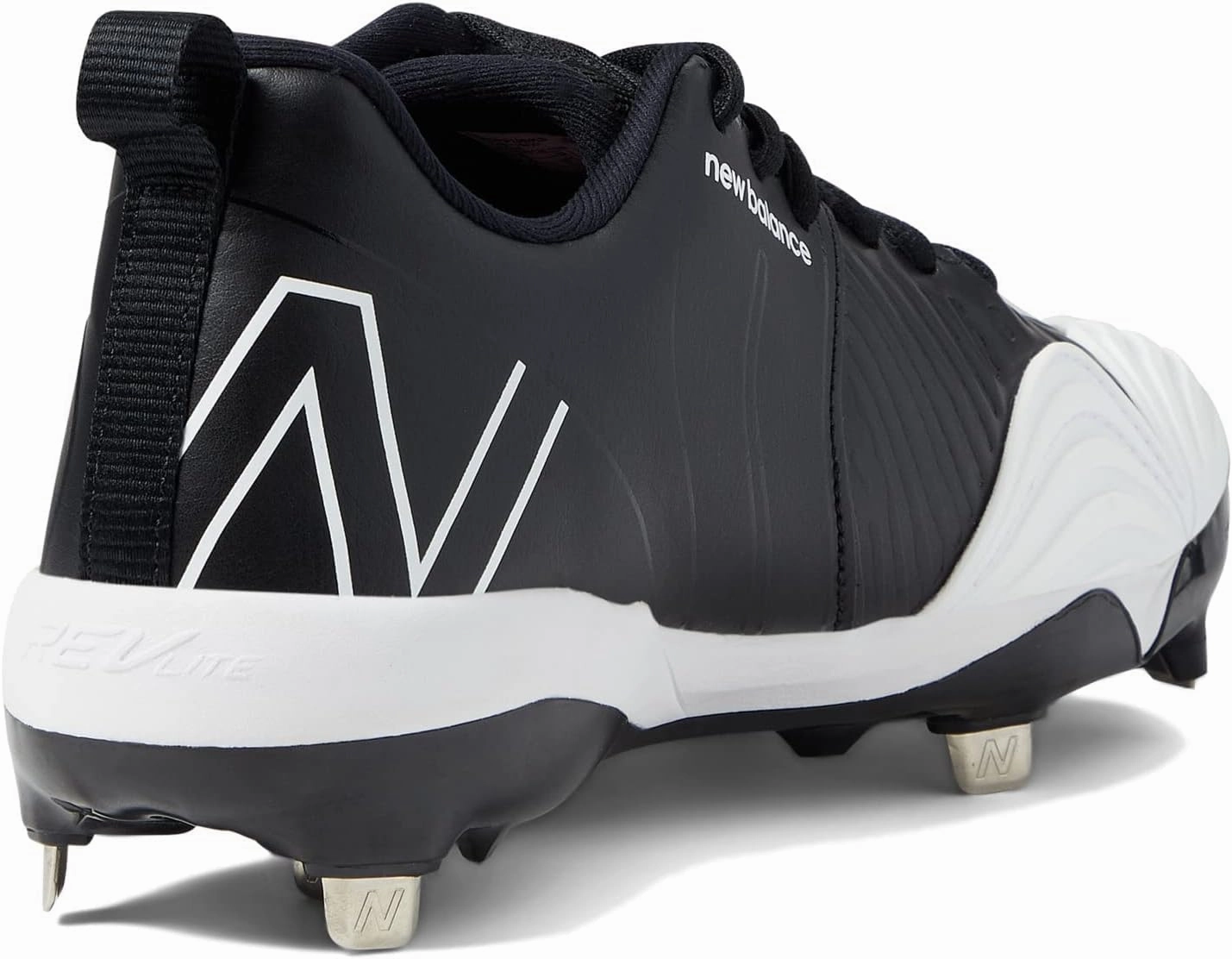New Balance Women's Fuse V3 Metal Pitch Softball Shoe