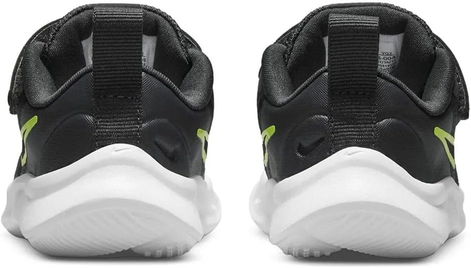 Nike Big Kid's Star Runner 3 Black/Black-Dk Smoke Grey (DA2776 001)