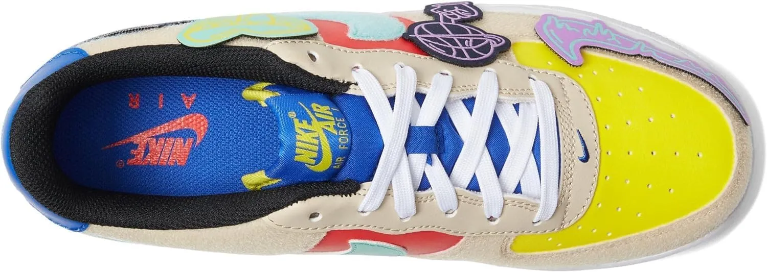 Nike Boy's Air Force 1 LV8 2 (Big Kid)