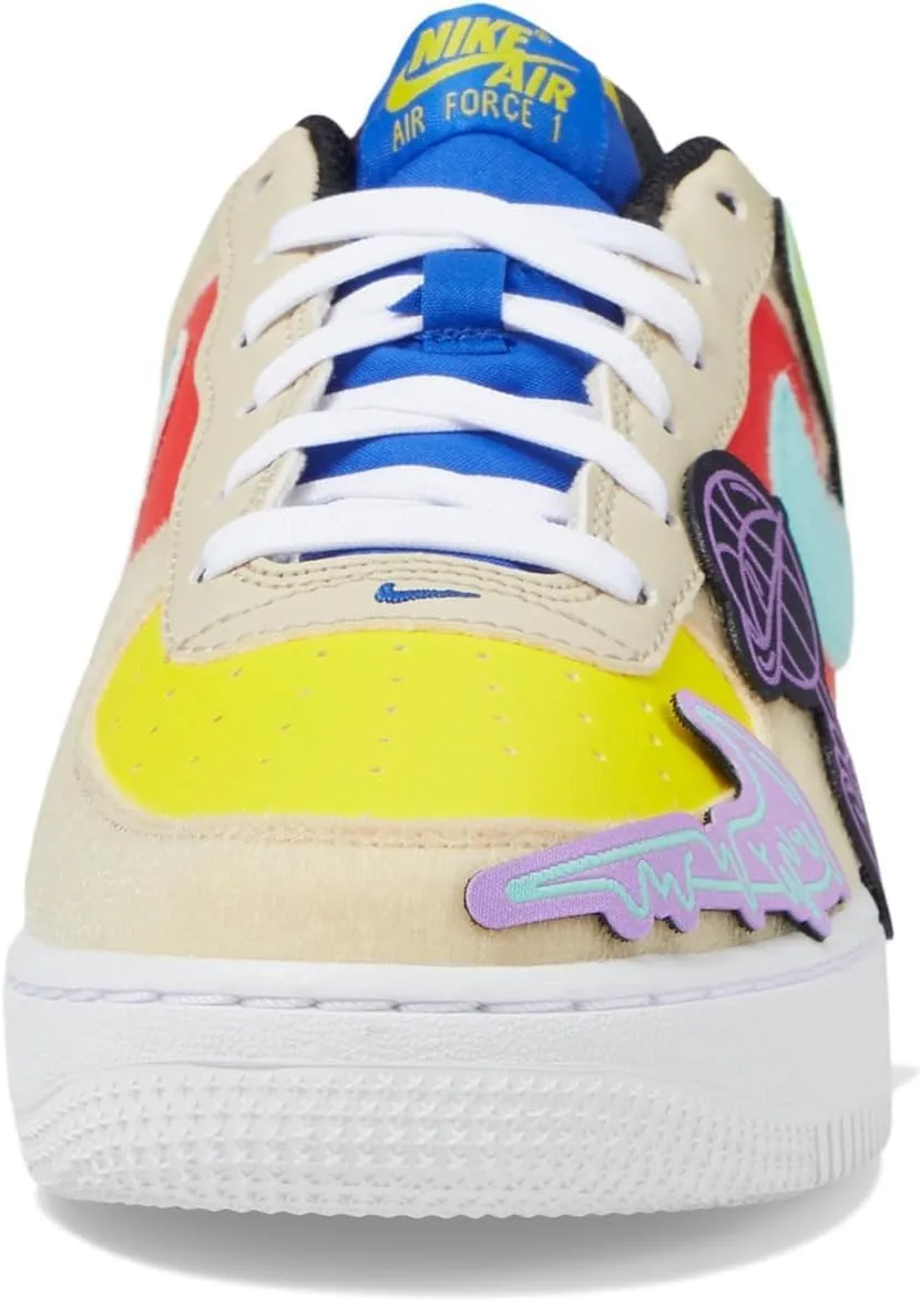 Nike Boy's Air Force 1 LV8 2 (Big Kid)