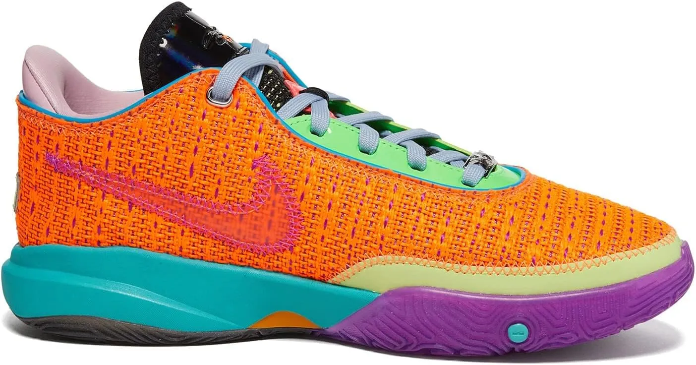 Nike Boy's Lebron XX SE (Big Kid)