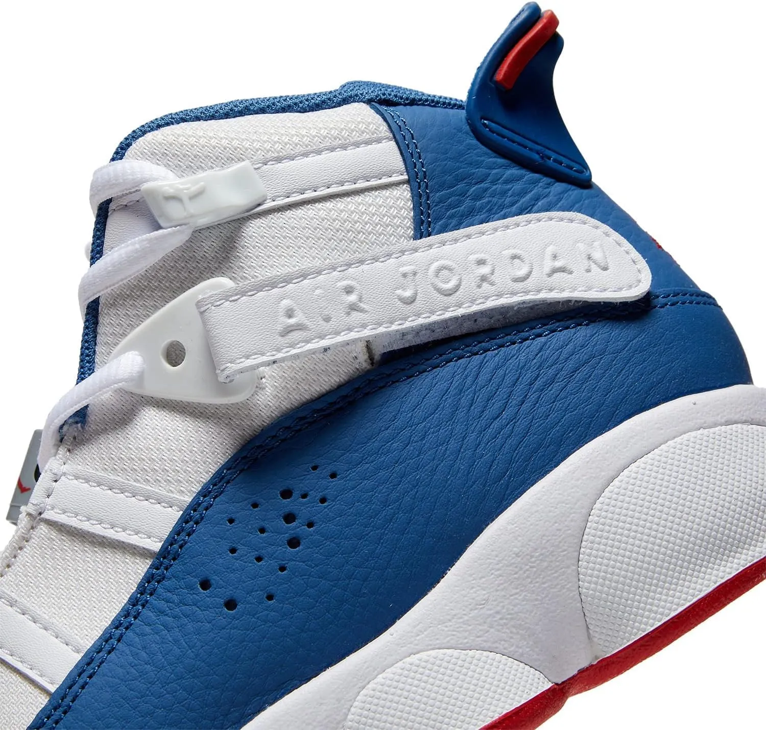 Nike Boy's Modern