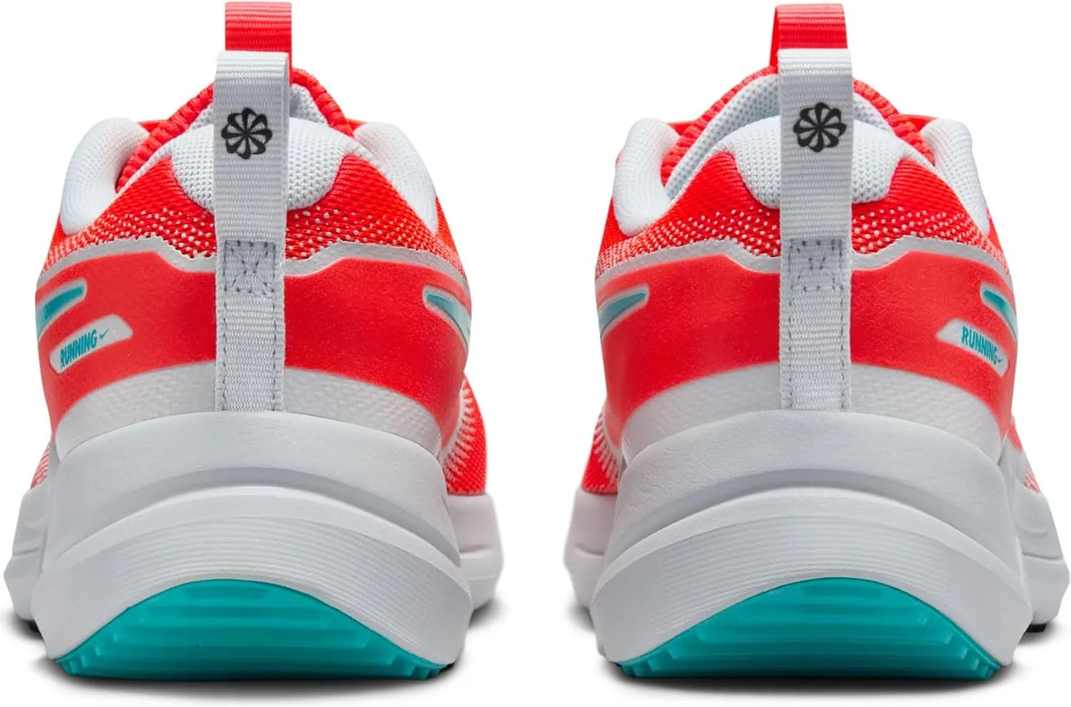 Nike Cosmic Runner Big Kids' Road Running Shoes (HM4402-600, Bright Crimson/Pure Platinum/Black/Dusty Cactus)