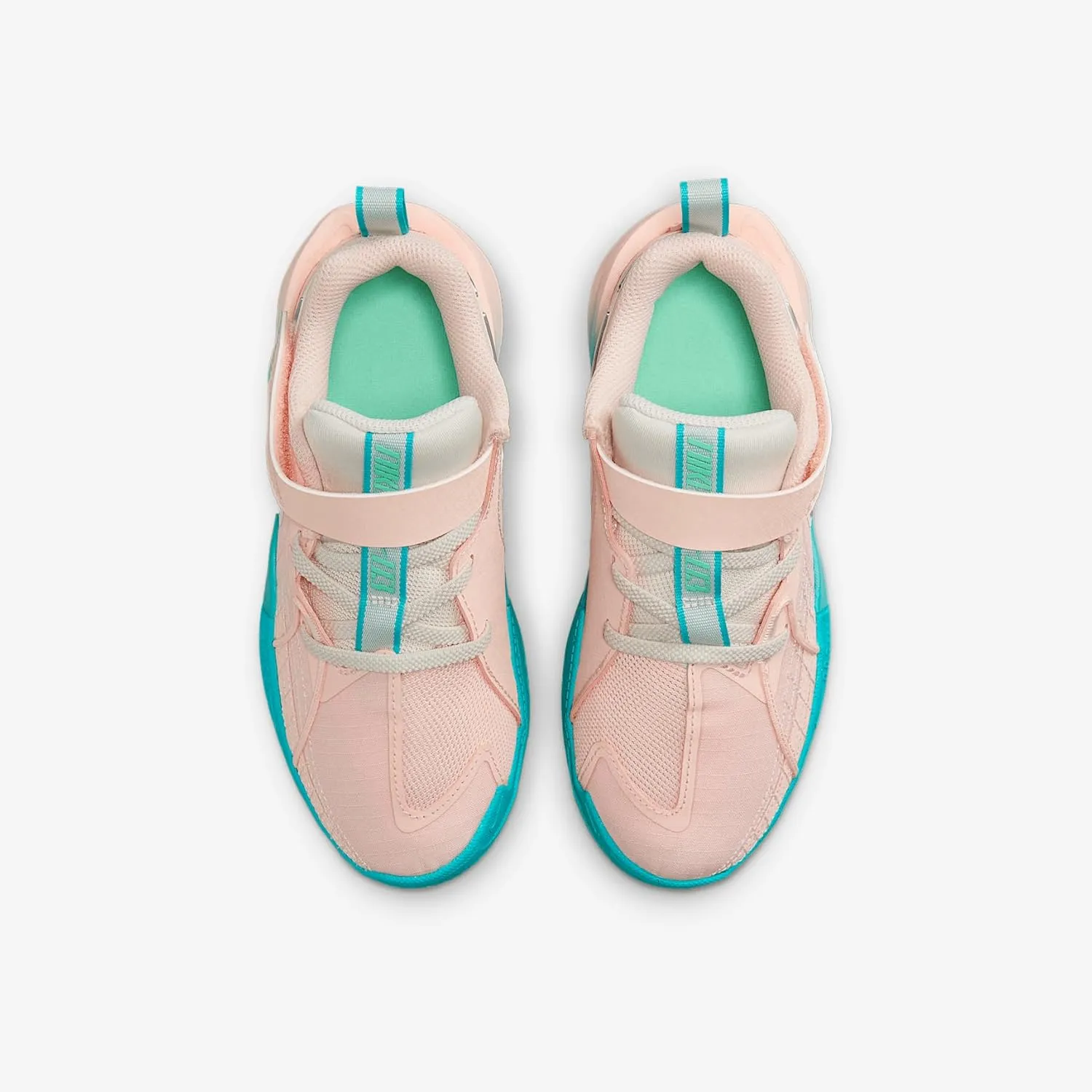 Nike G.T. Cut 3 Little Kids' Basketball Shoes (FD7034-602, Washed Coral/Dusty Cactus/Metallic Silver/Chalk)