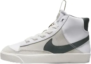 Nike Kids' Blazer Mid '77 SE Sneaker