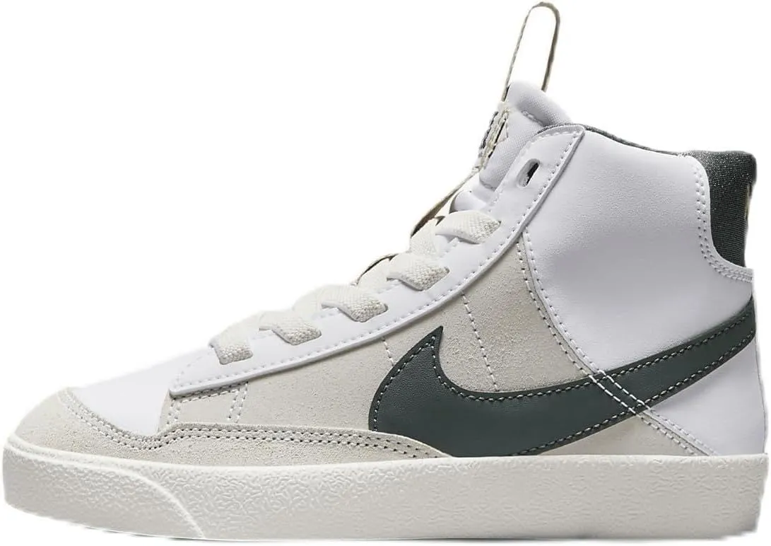 Nike Kids' Blazer Mid '77 SE Sneaker