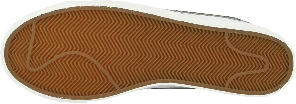 Nike Men's Classic Basketball Shoe