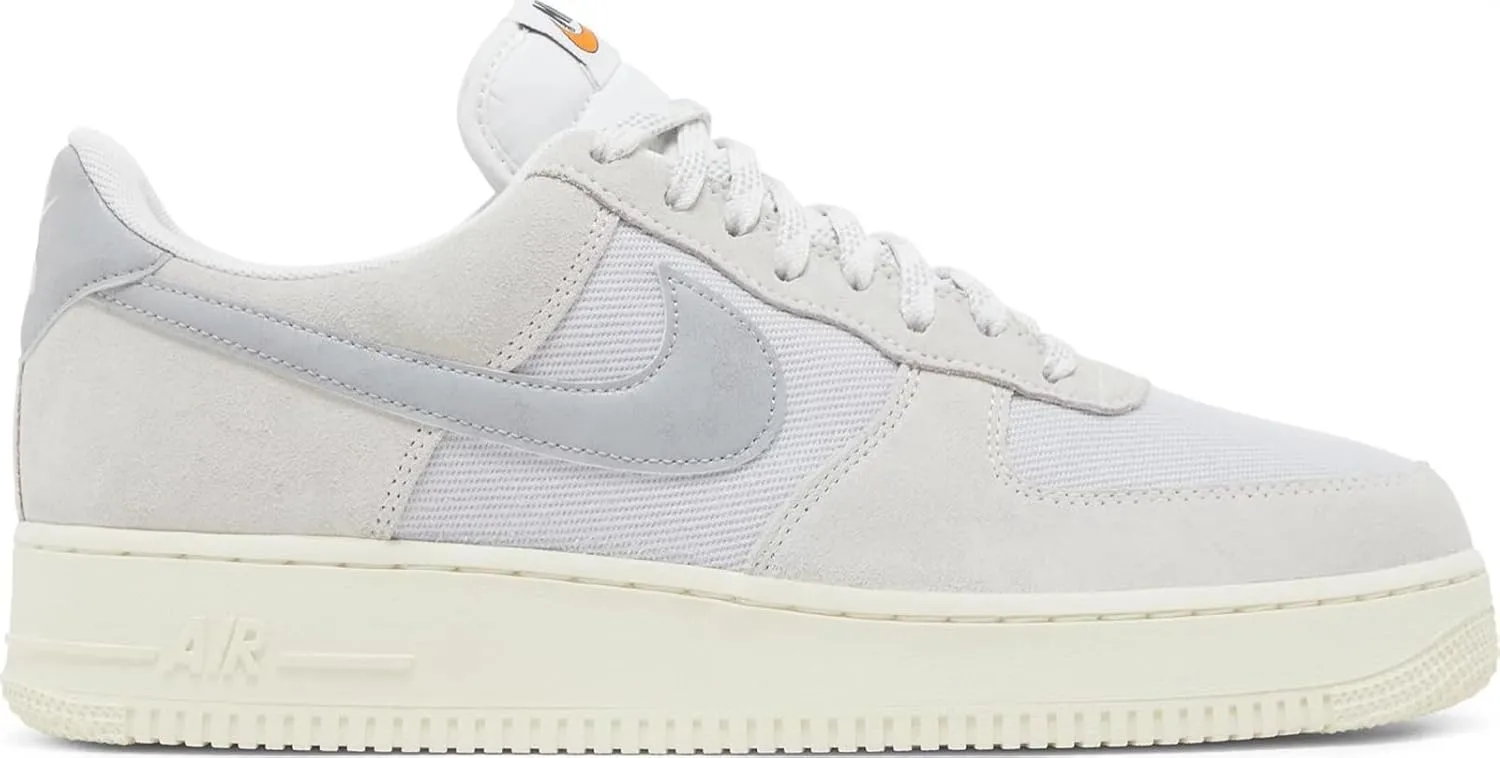 Nike Men's Modern