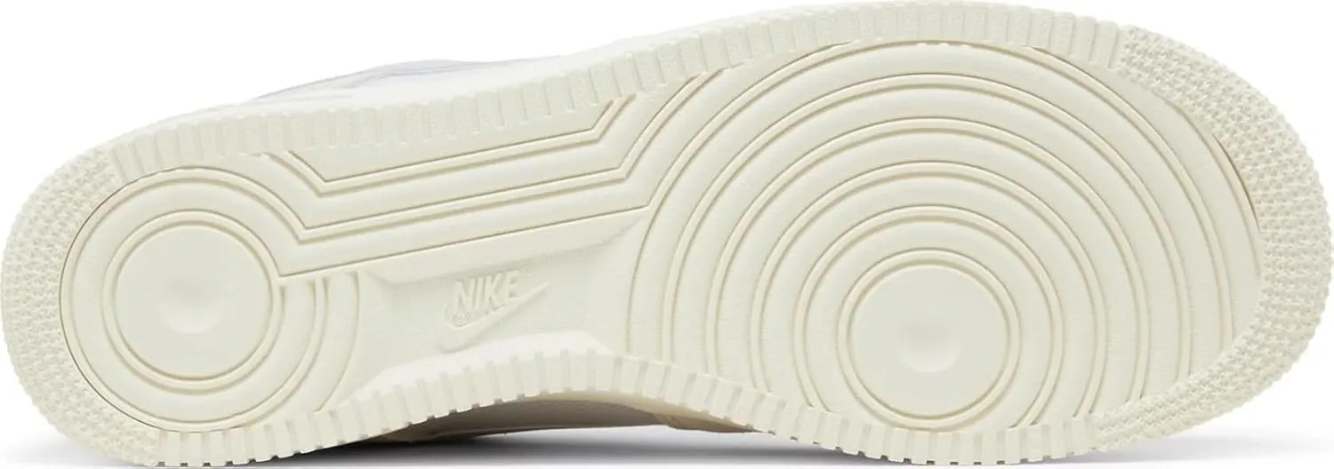 Nike Men's Modern