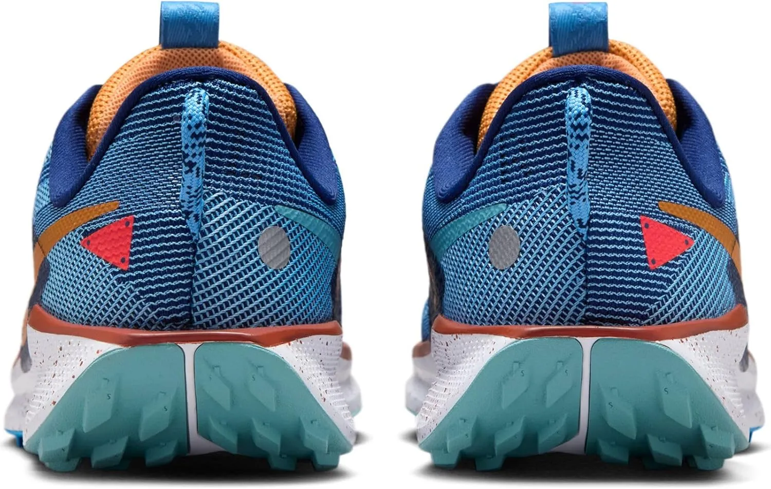 Nike Pegasus Trail 5 Big Kids' Trail Running Shoes (FV5638-400, Blue Void/Blue Beyond/Photo Blue/Monarch)