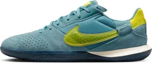 Nike Streetgato Low-Top Soccer Shoes (DC8466-004, Smokey Blue/Lightning) Size 6