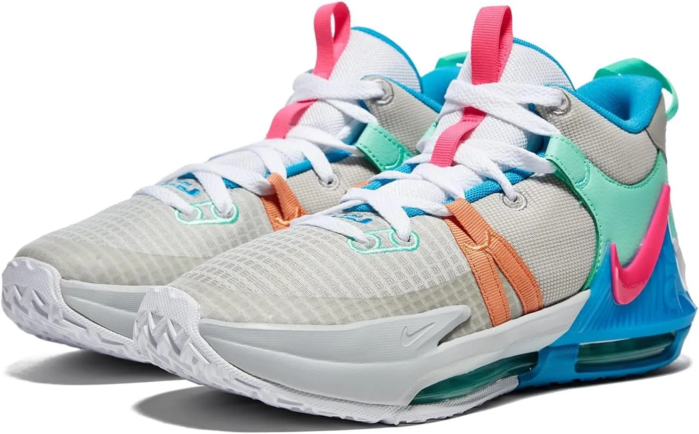 Nike unisex-child Lebron Witness Vii (Big Kid)