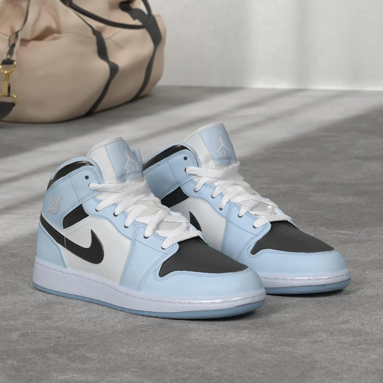 Nike Unisex-Child Modern