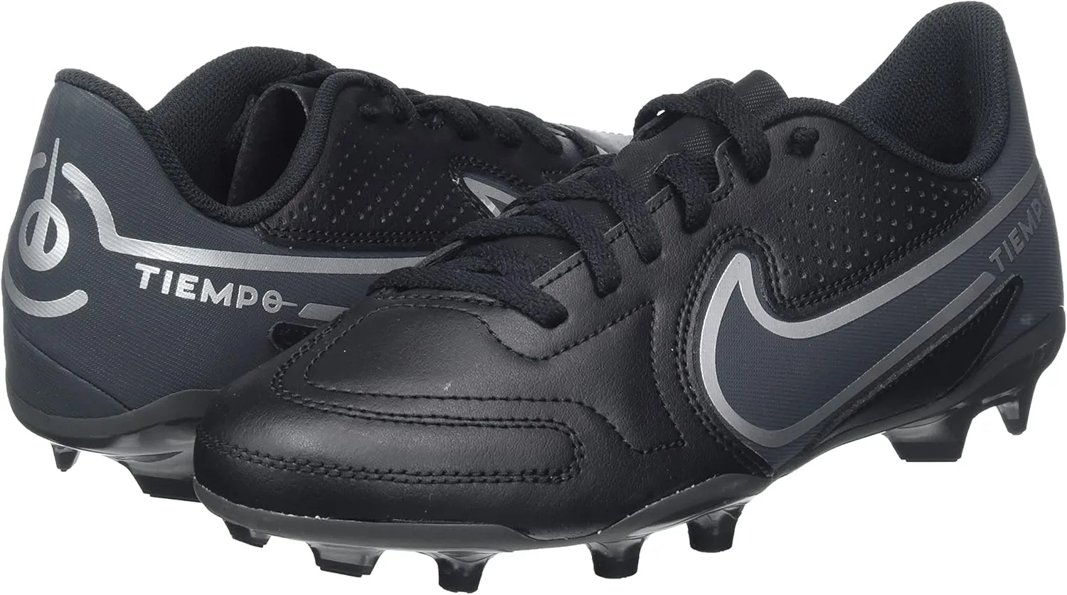 Nike Unisex Kid's Junior Legend 8 Club Fg/Mg Soccer Shoe Cleats