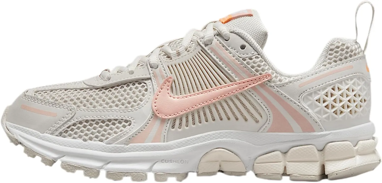 Nike Vomero 5 Big Kids' Shoes (HF6998-003, Phantom/Light Orewood Brown/White/Echo Pink)