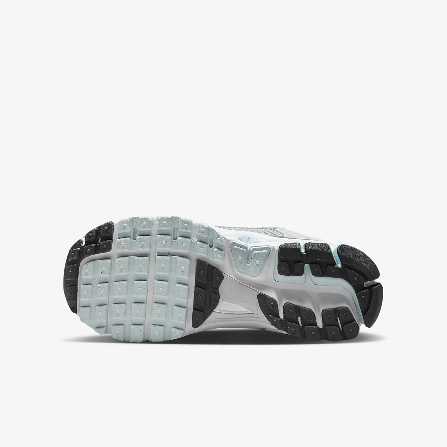 Nike Vomero 5 Big Kids' Shoes (HQ3255-043, Pure Platinum/Glacier Blue/Wolf Grey/Metallic Silver)