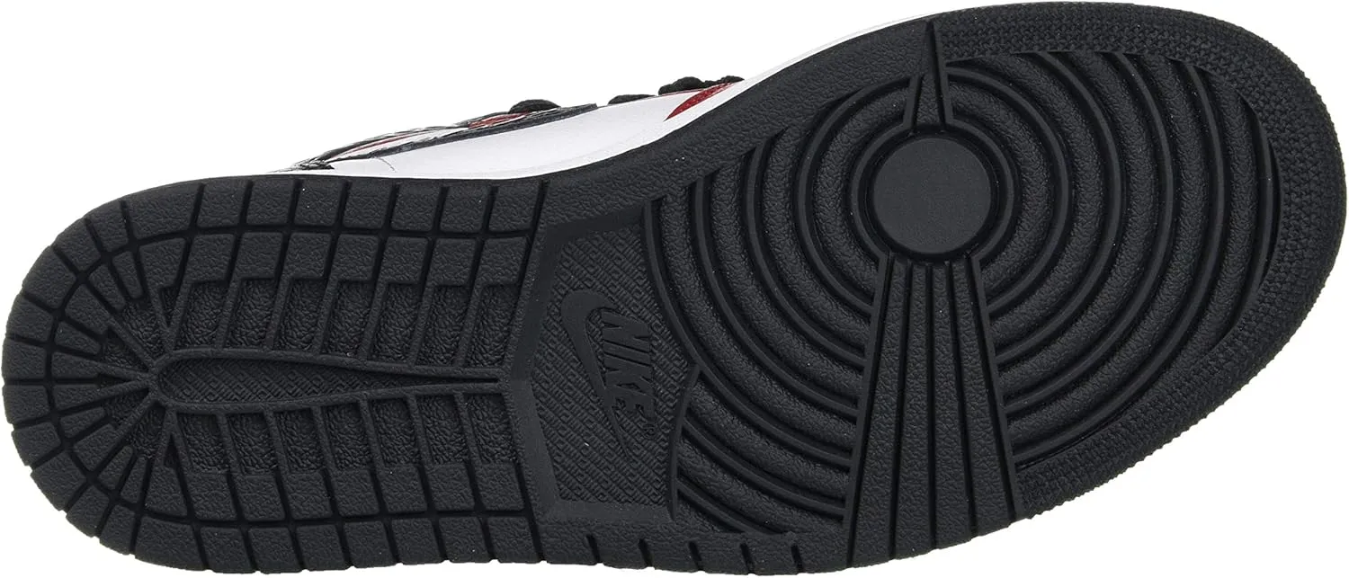 Nike Women's Basketball Shoe
