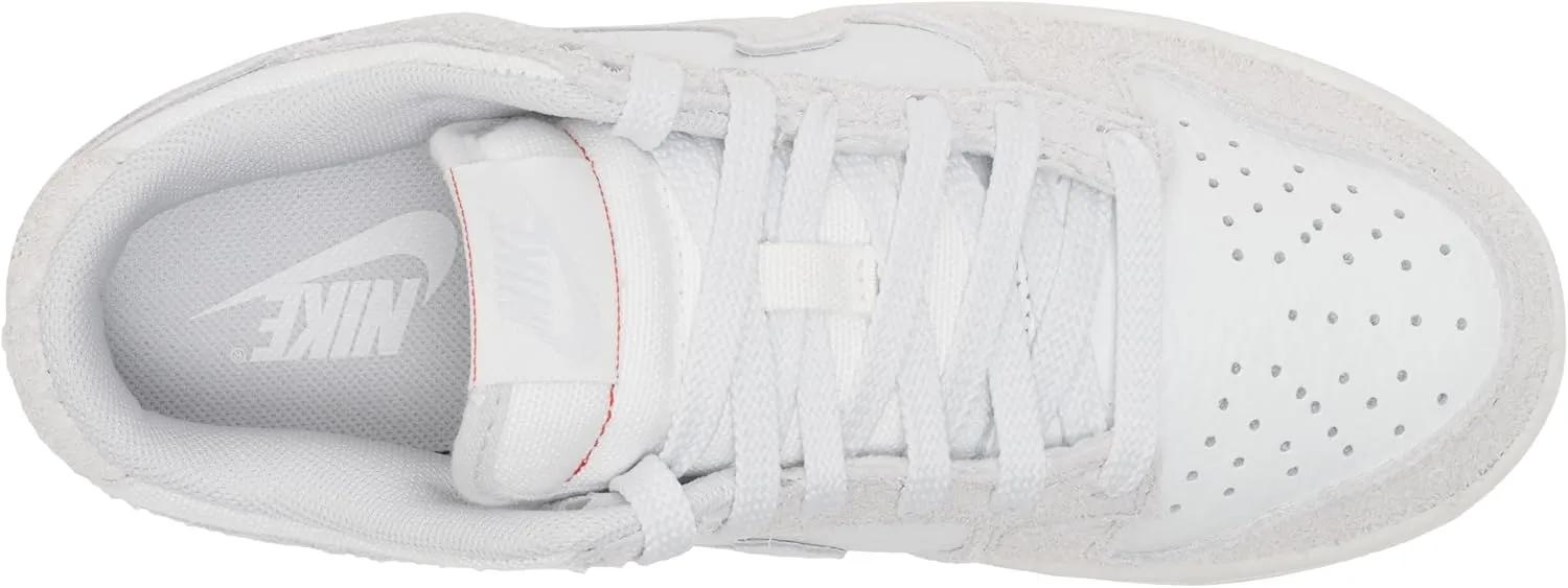 Nike Women's Bass