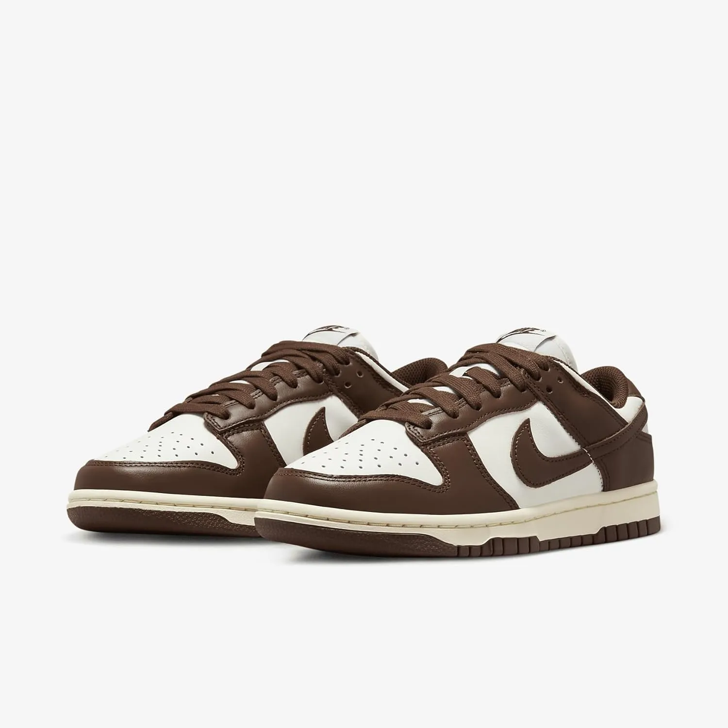 Nike Women's Dunk Low Shoes Sneaker