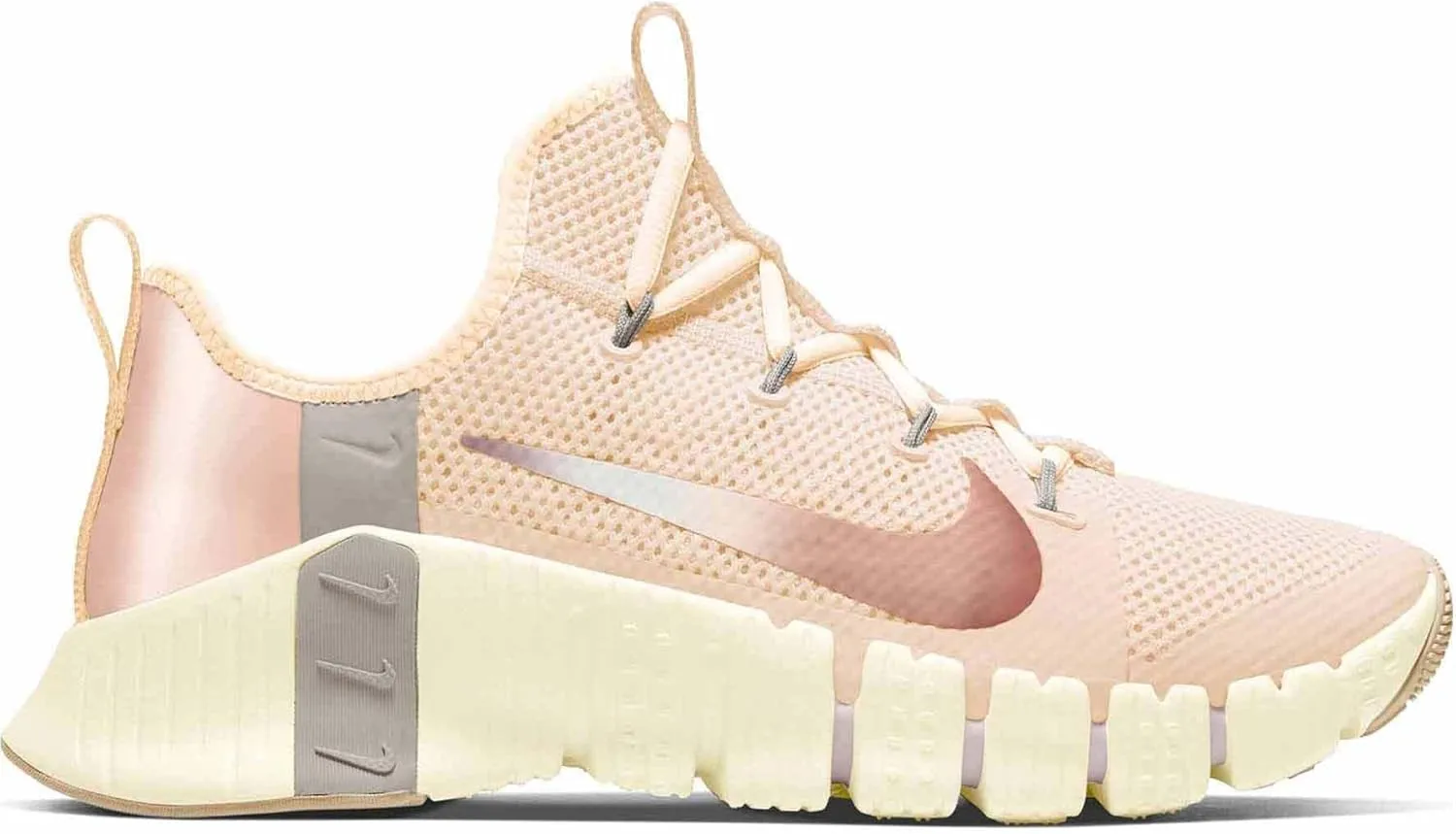 Nike Women's Running Free Metcon 3 Shoes Guava Ice/Metallic Red Bronze (us_Footwear_Size_System, Adult, Women, Numeric, Medium, Numeric_11)