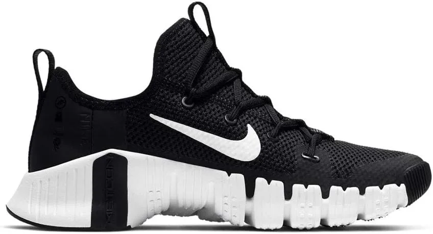 Nike Women's Walking Sneaker