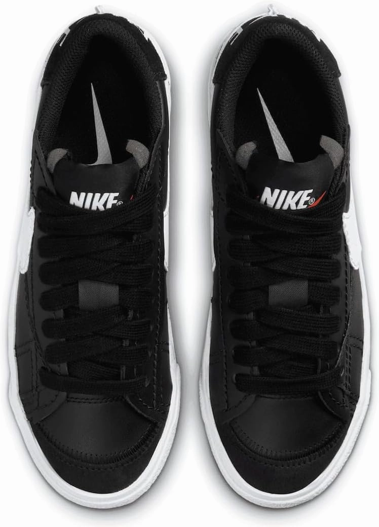 Nike Women's Blazer Low '77 Jumbo Trainers