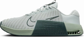 Nike Women's Low-top Sneakers