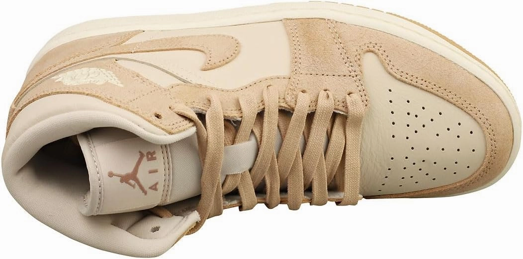 Nike Women's Modern