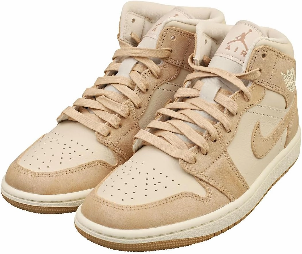 Nike Women's Modern