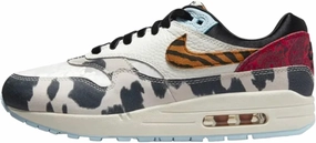 Nike Women's Modern
