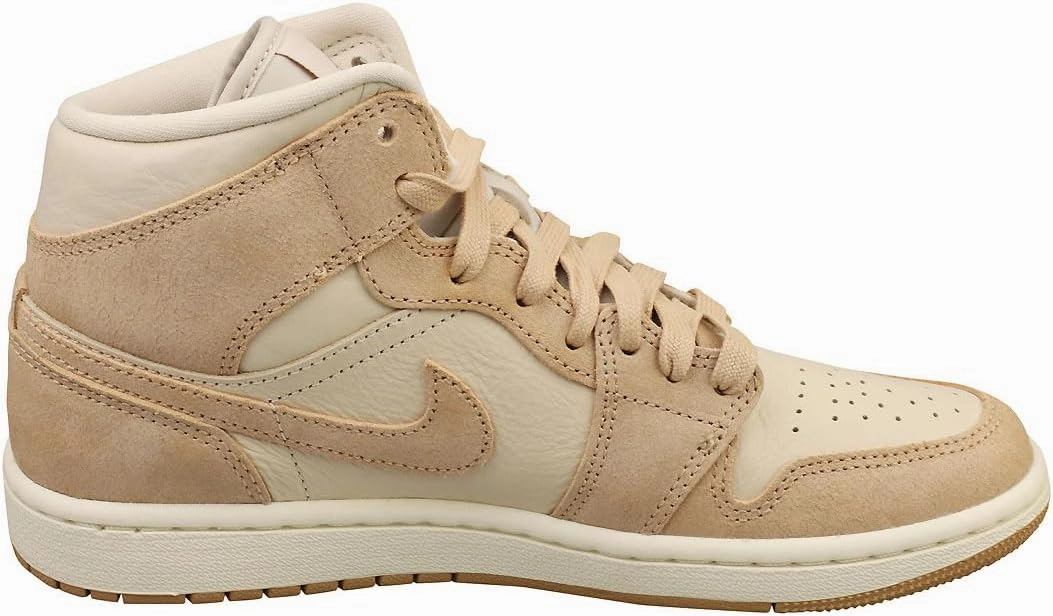Nike Women's Modern