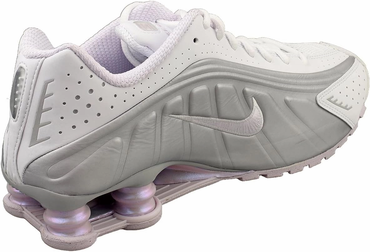 Nike Women's Shox R4 Trainers