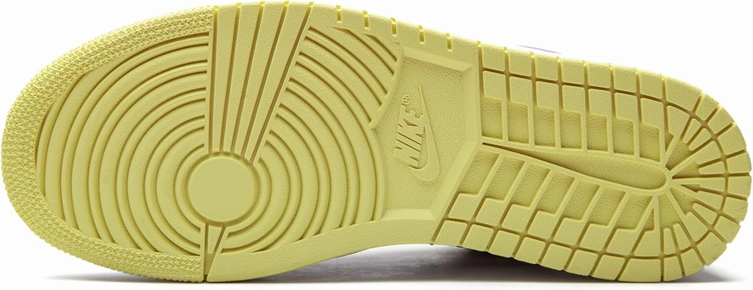 NIKE Women's Sneaker