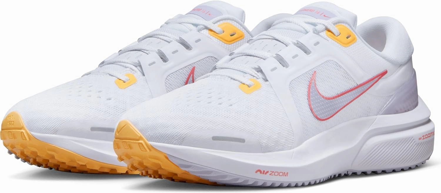 Nike Women's Sneaker, Medium