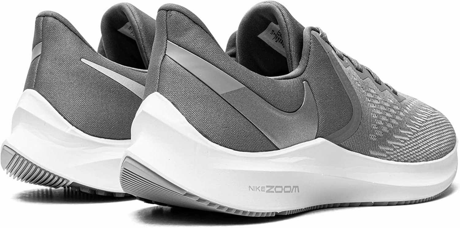 Nike Women's Zoom Winflo 6 Running Shoes