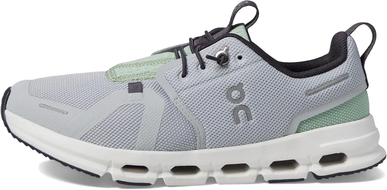 On Unisex-Child Cloud Sky (Big Kid) Sneaker