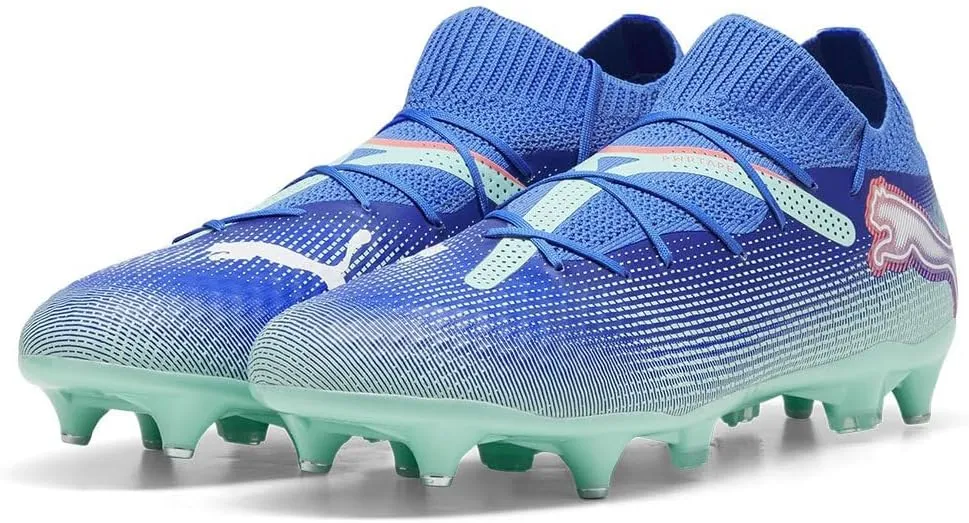 PUMA Men's Football Soccer Shoe