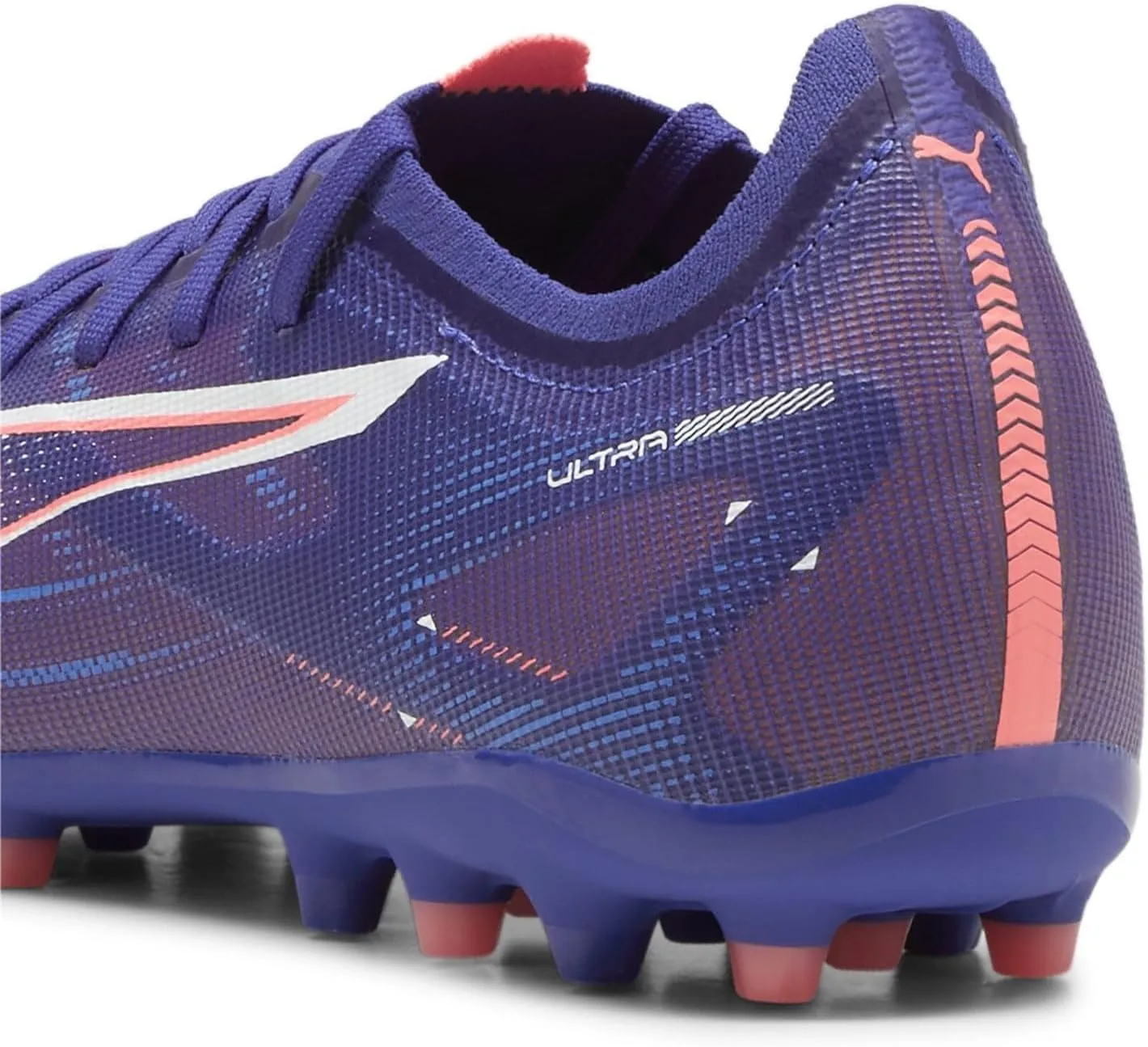 PUMA Unisex-Adult Football Soccer Shoe